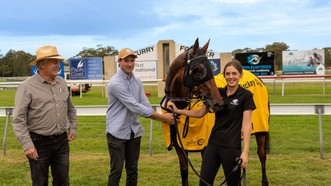 Tuncurry Forster Jockey Club